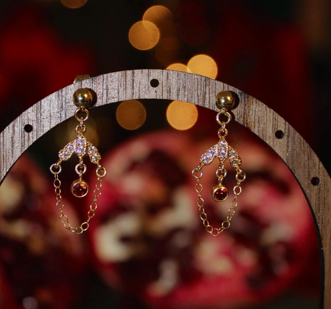 Hinar 18K goldfilled cubic zirconia Chandelier earrings