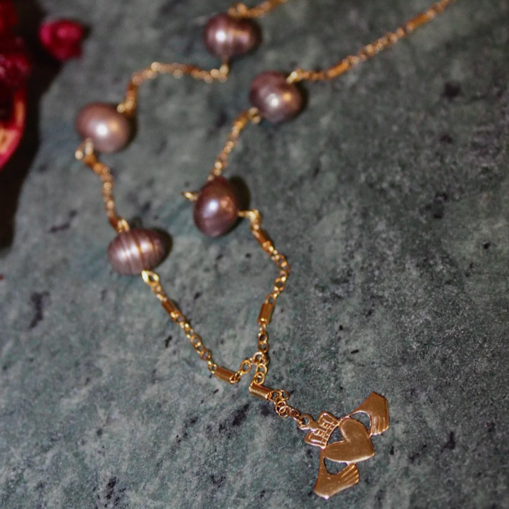 Claddagh 18K Goldfilled Pearl Lariat Necklace